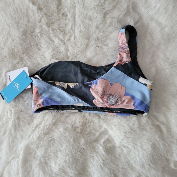 🐳O'NEILL BRAND NEW ONE SHOULDER BIKINI TOP SIZE S - Picture 8 of 9